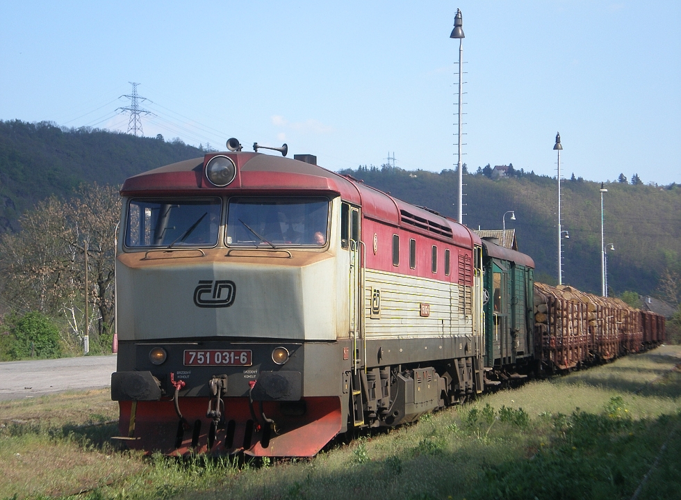 751 031-6