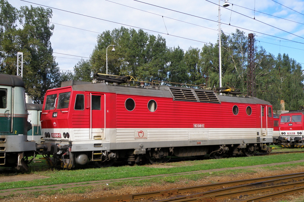 163 049-0