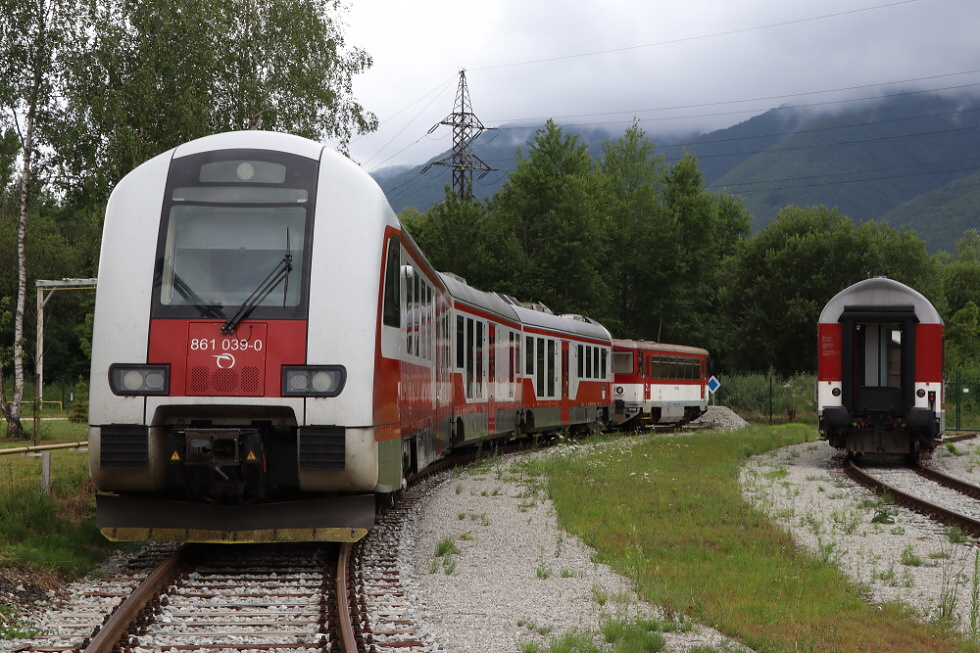 861 039-0