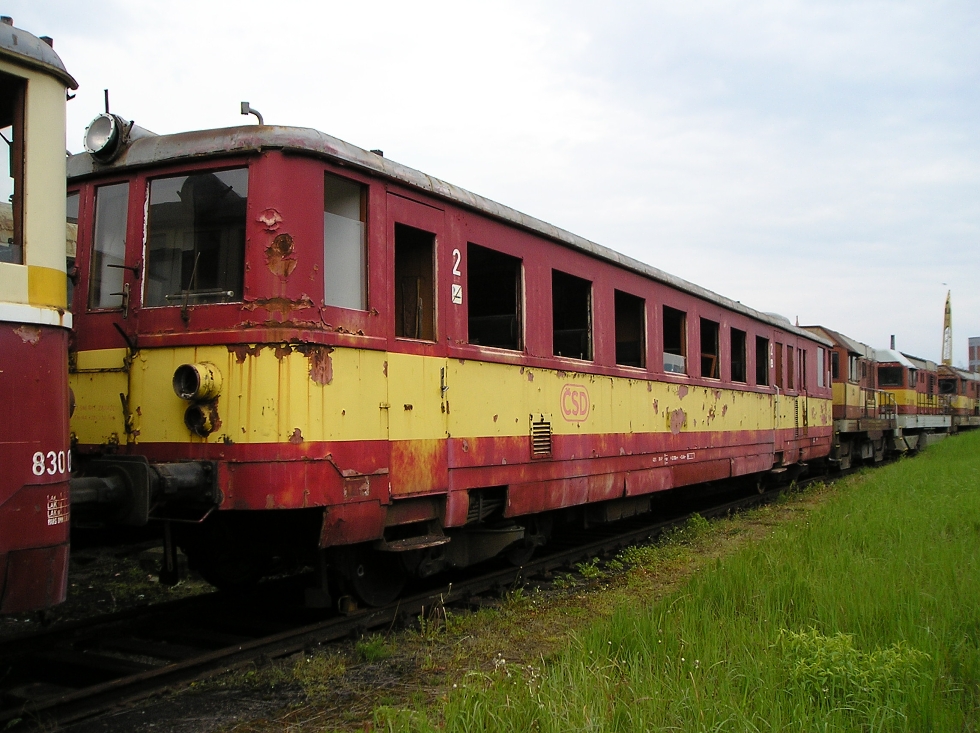 831 068-2
