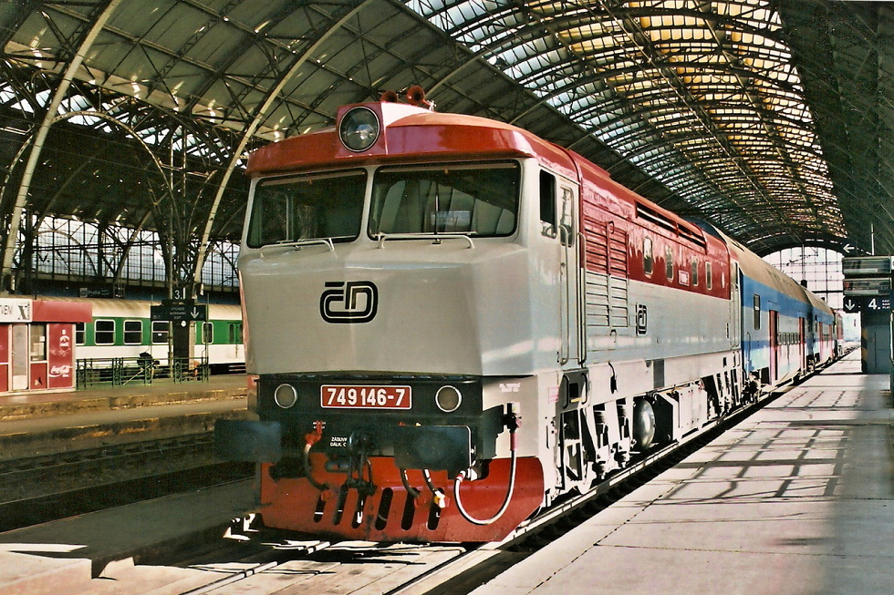 749 146-7