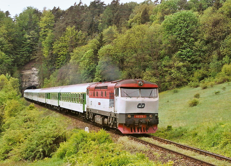 749 179-8