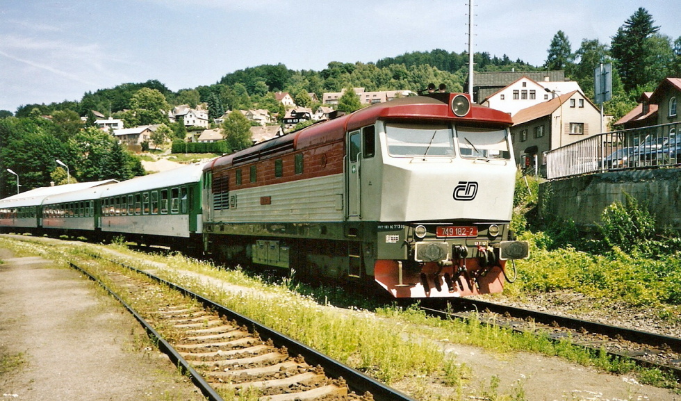 749 182-2