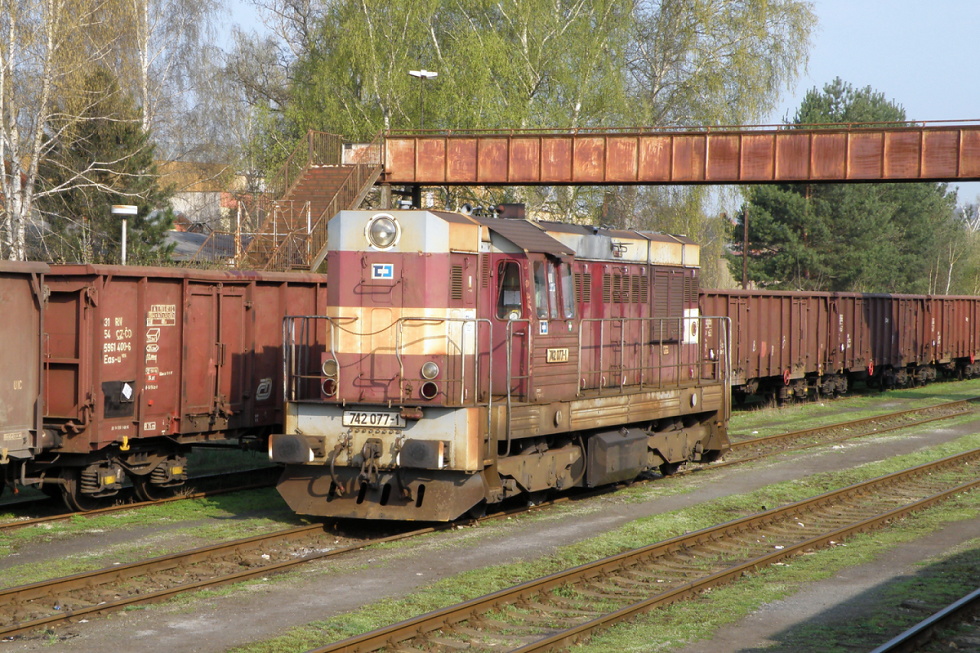 742 077-1