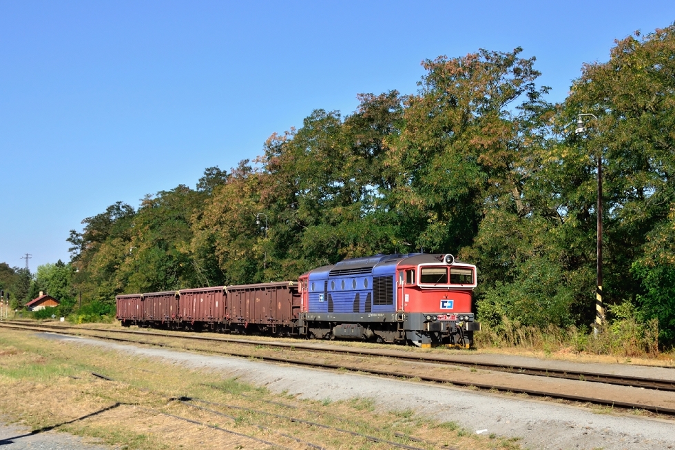 755 001-5