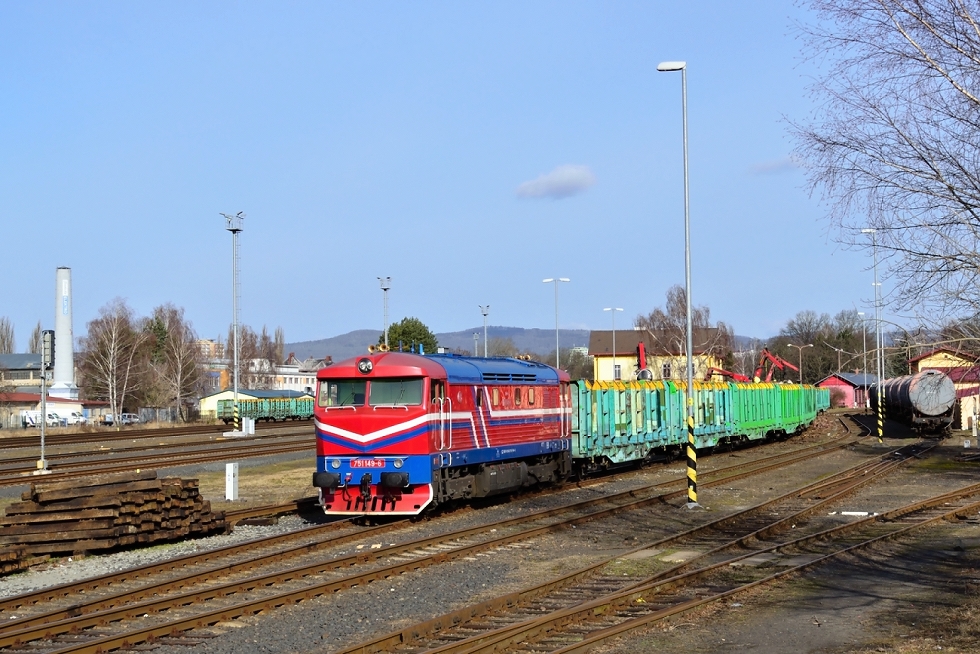 751 149-6