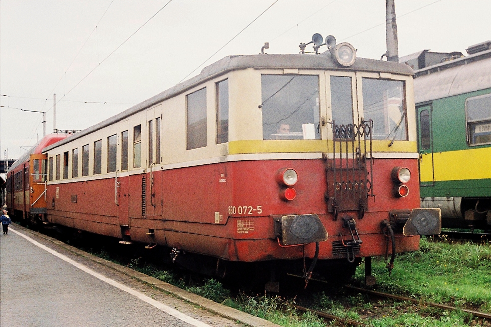 830 072-5