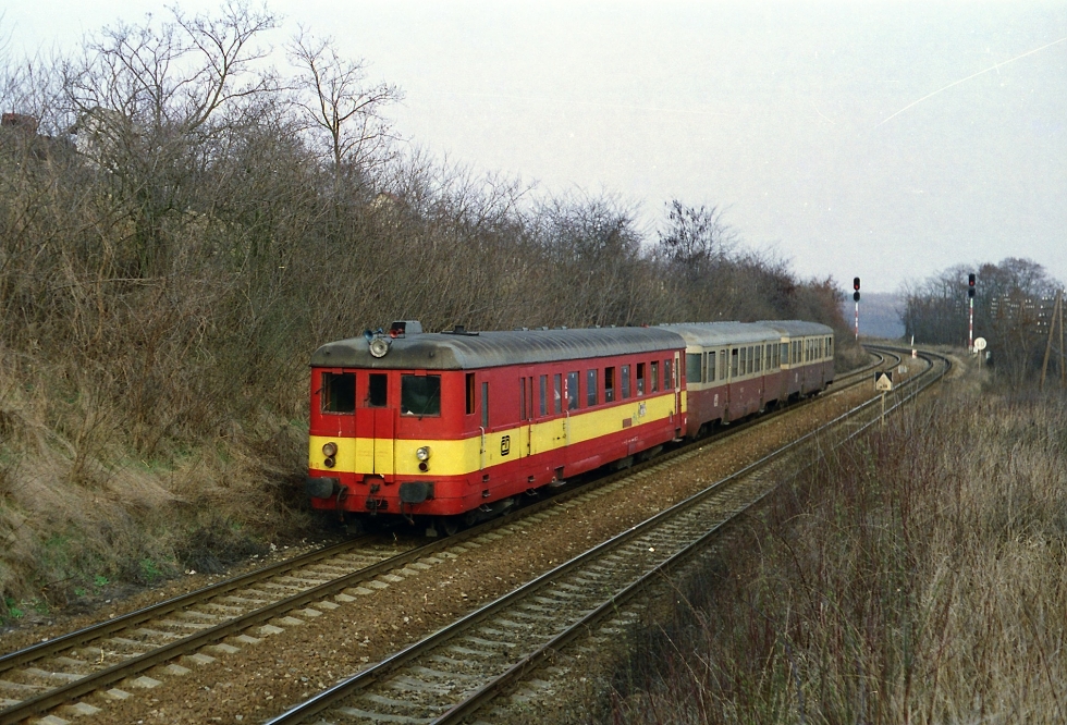 830 098-0