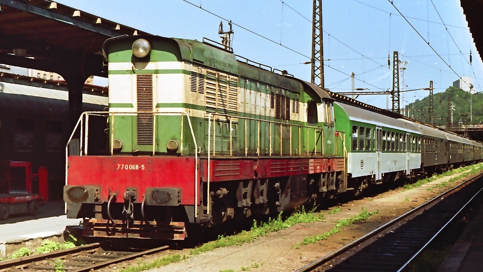 770 068-5