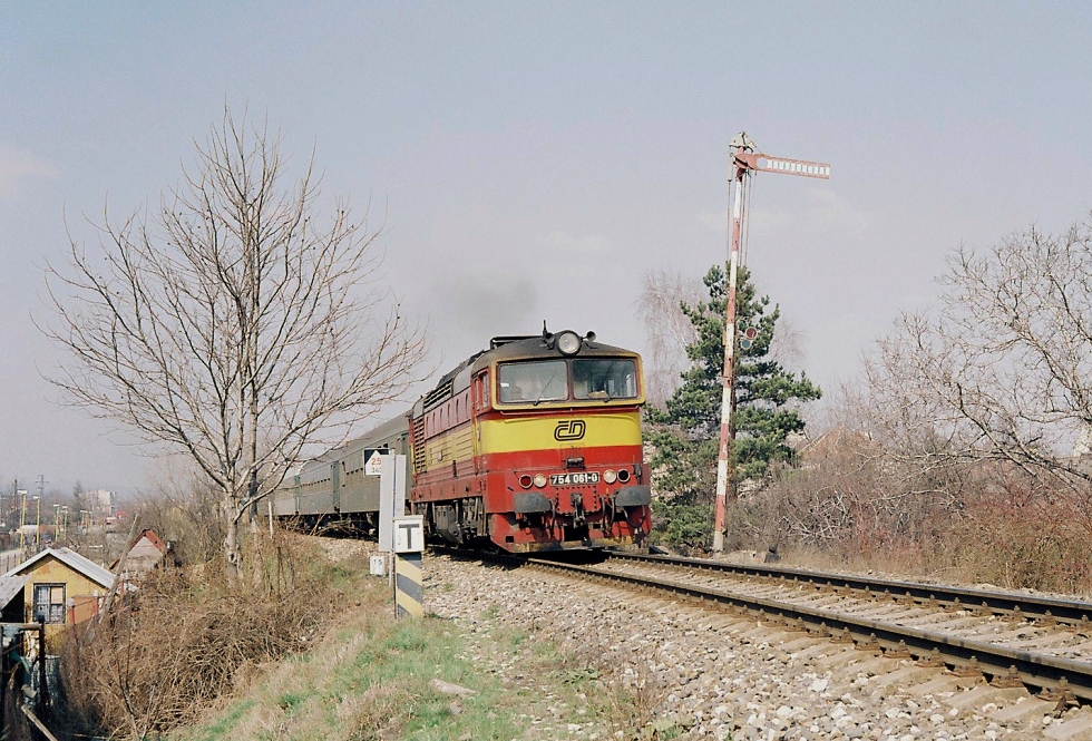 754 061-0