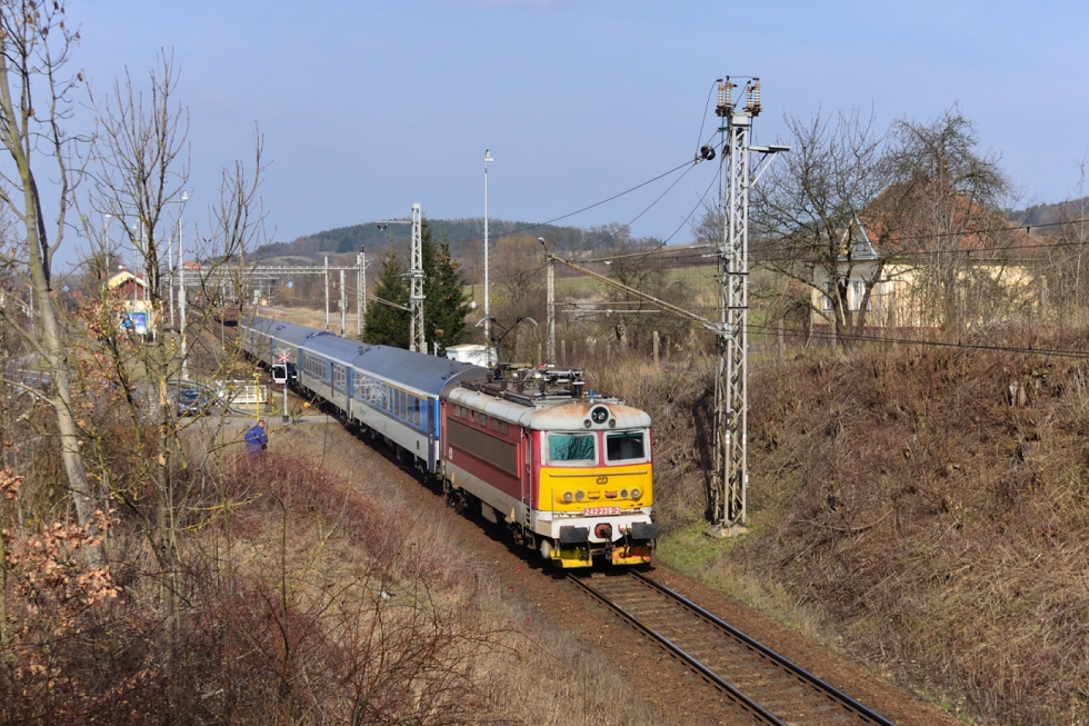 242 239-2