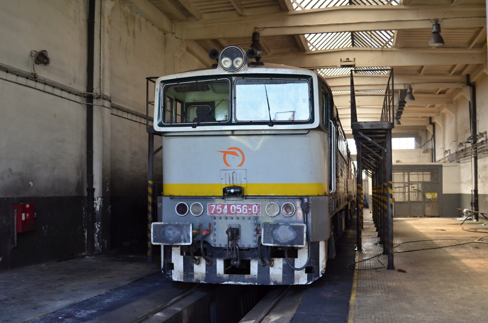 754 056-0