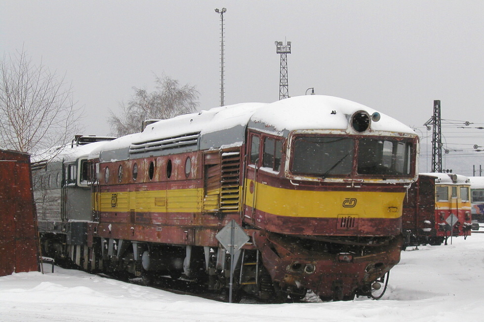 754 038-8