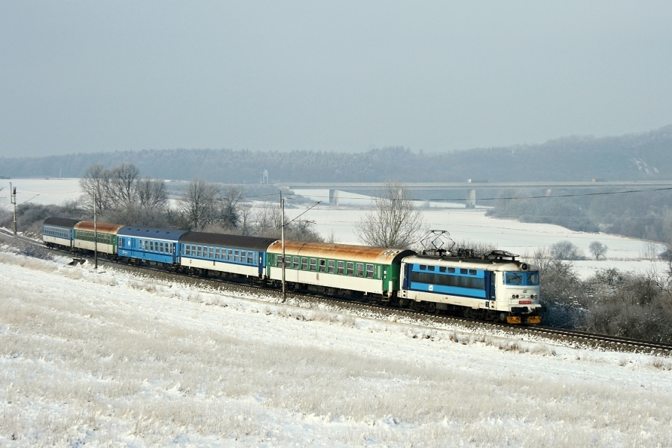 242 244-2