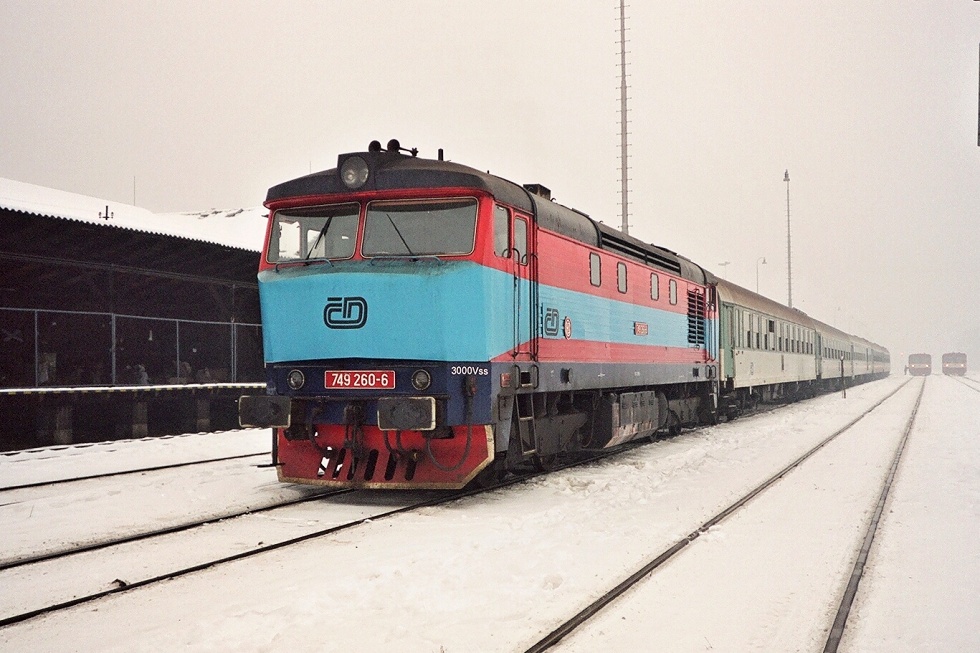 749 260-6