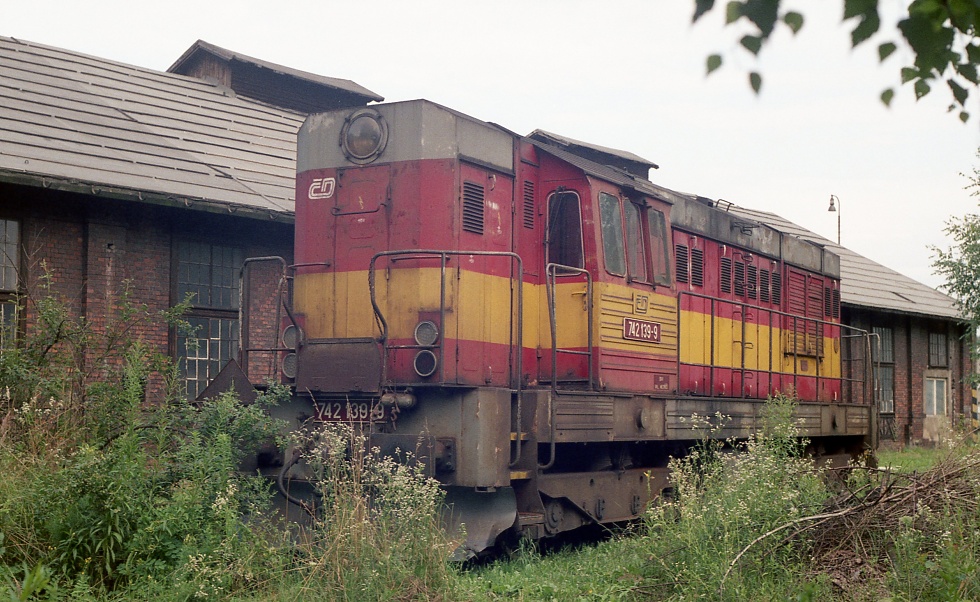 742 139-9