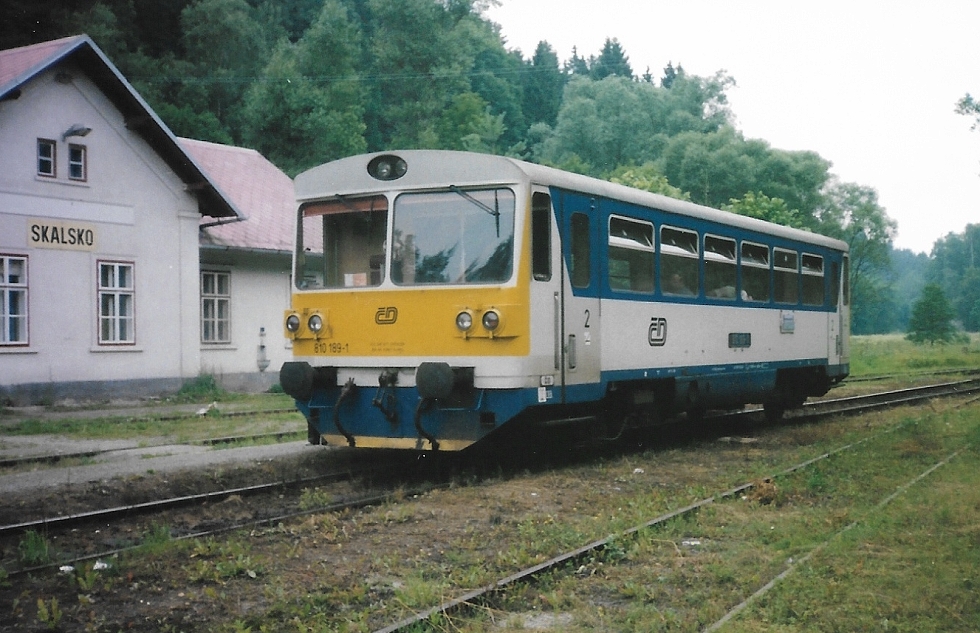 810 189-1