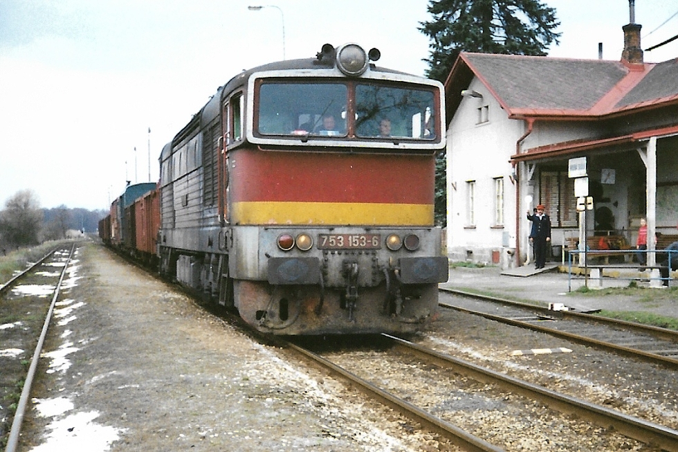 753 153-6
