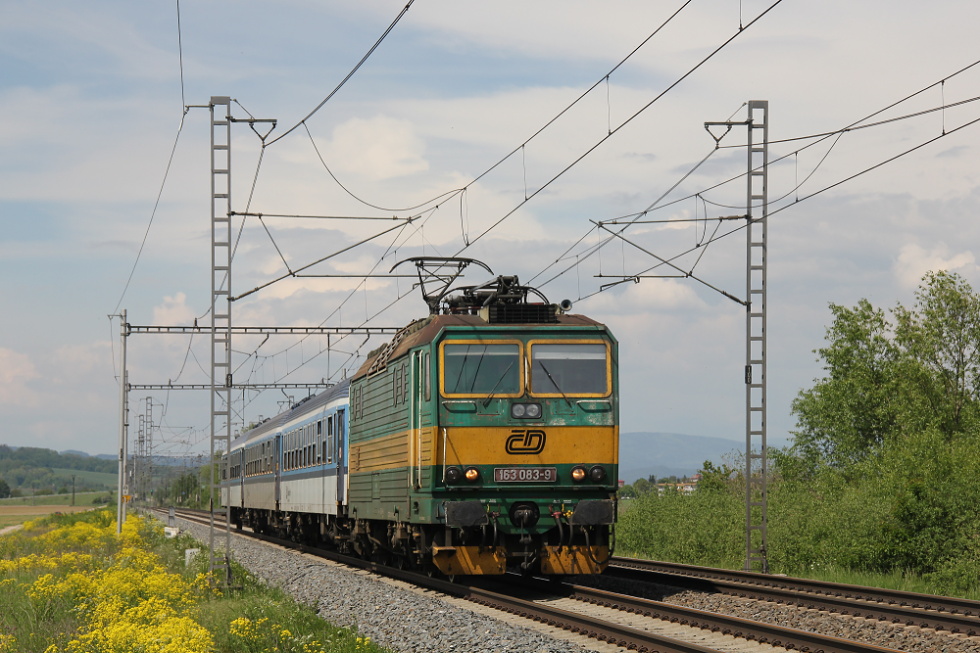163 083-9
