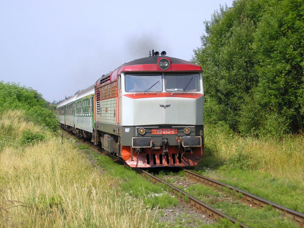 749 213-5