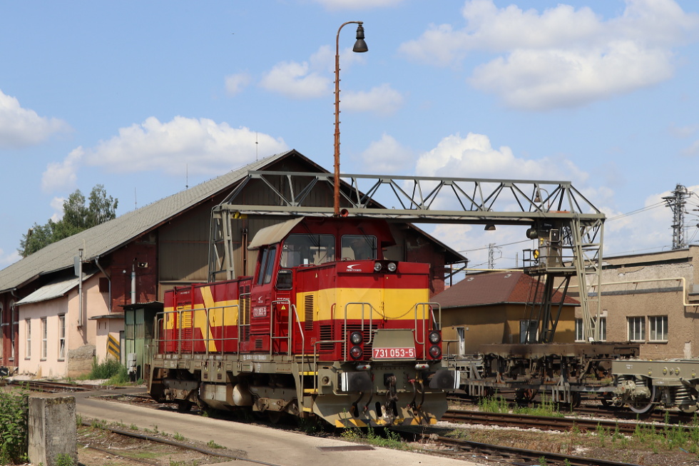 731 053-5