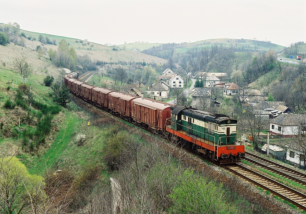 771 076-7