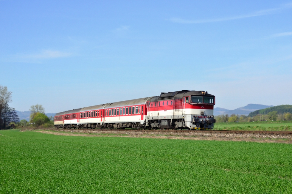 754 069-3