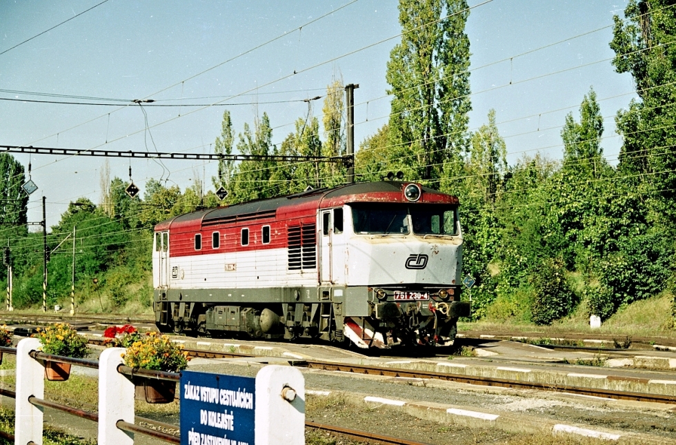 751 230-4