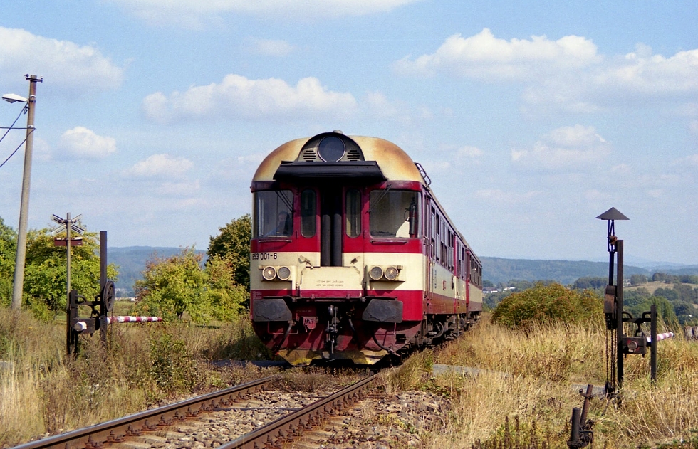 853 001-6