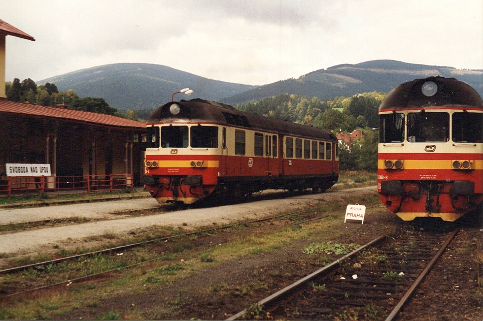 853 019-8