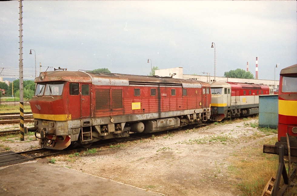 752 020-8