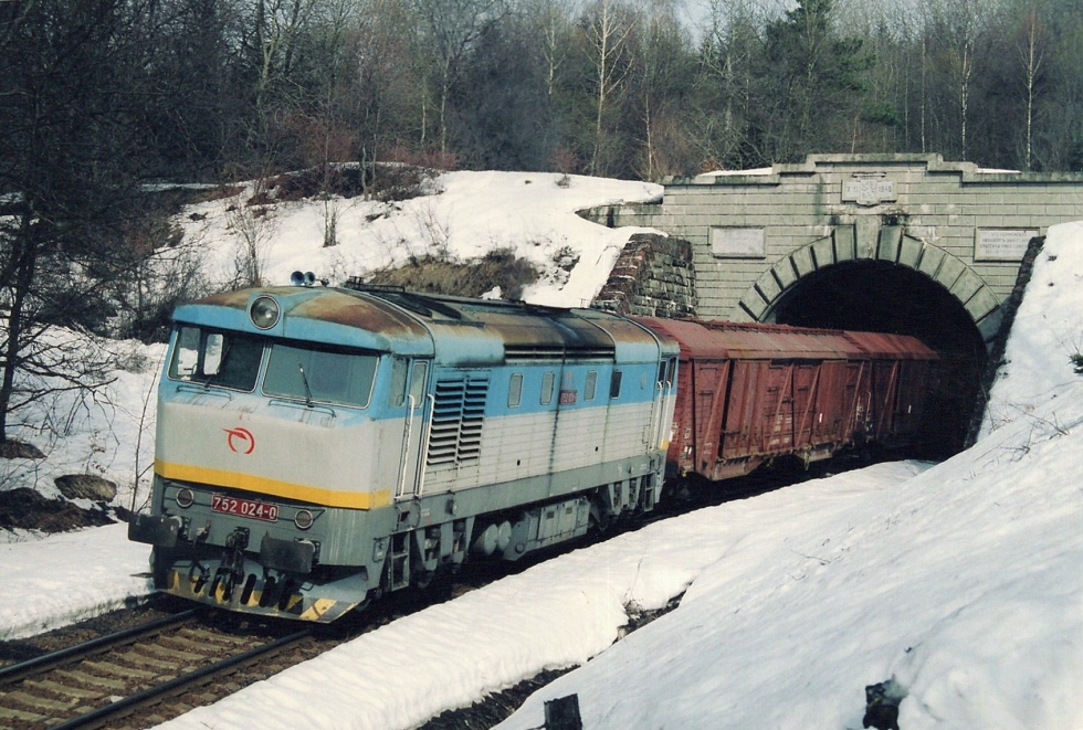 752 024-0
