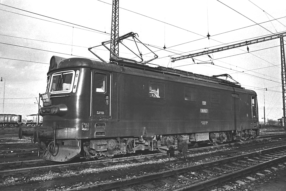E469.3025