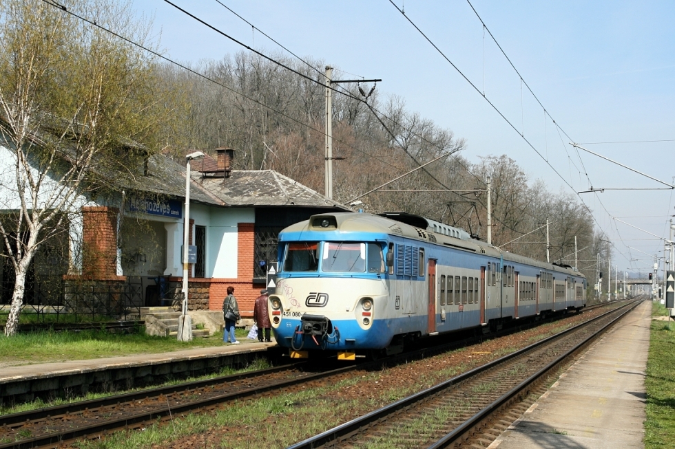 451 080-6