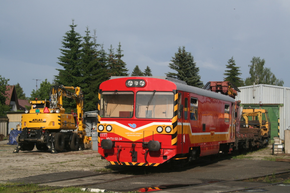 892 041-5