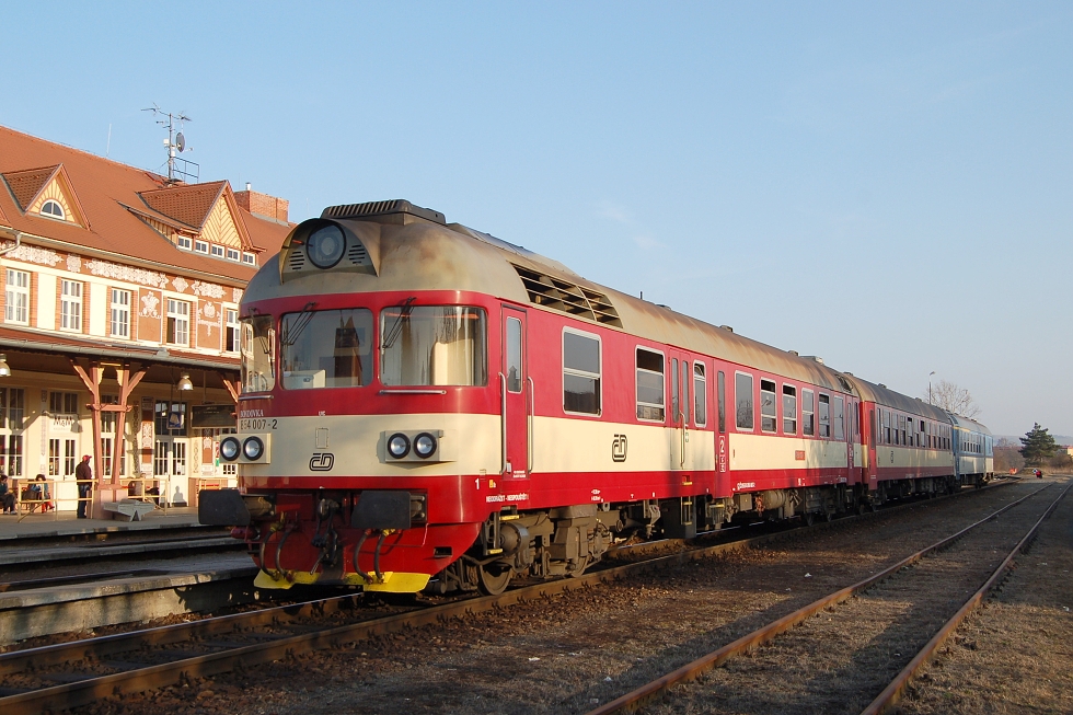 854 007-2