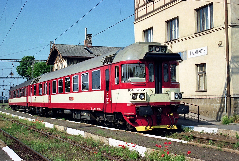 854 026-2