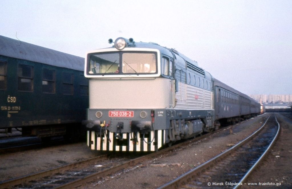 750 038-2