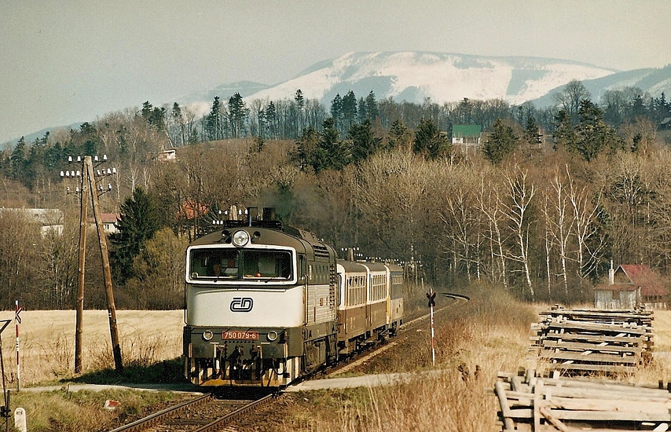 750 079-6