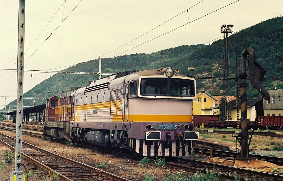 750 225-5