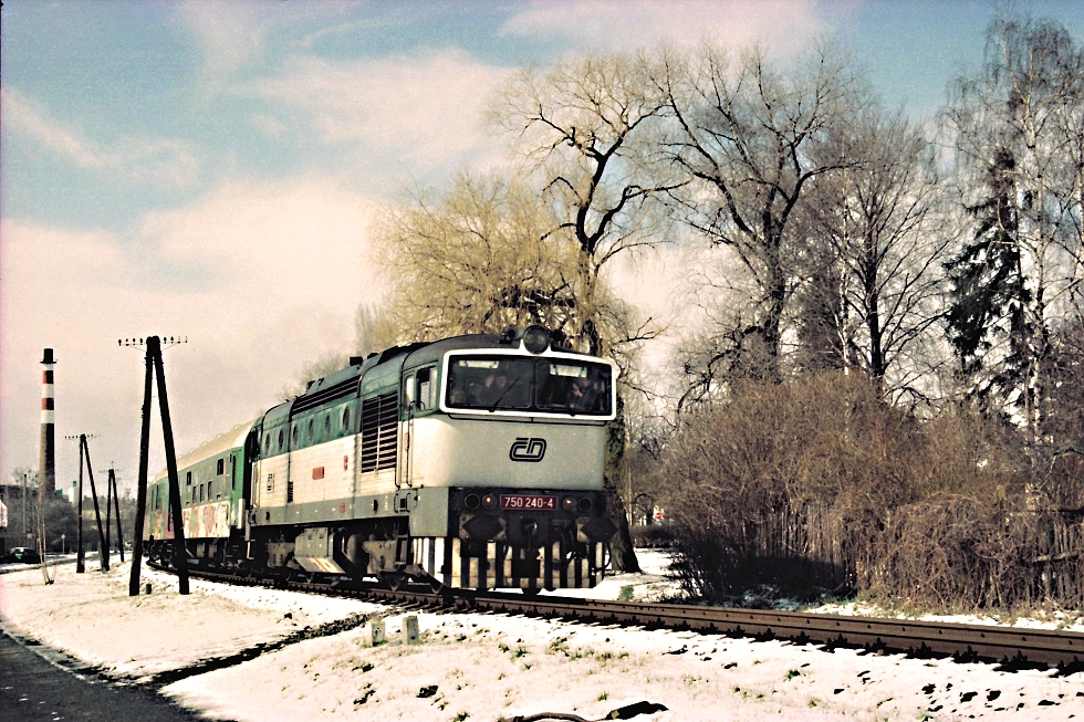 750 240-4