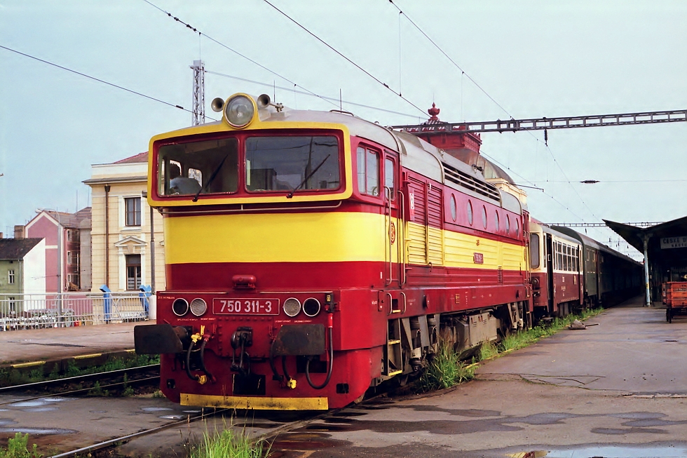 750 311-3