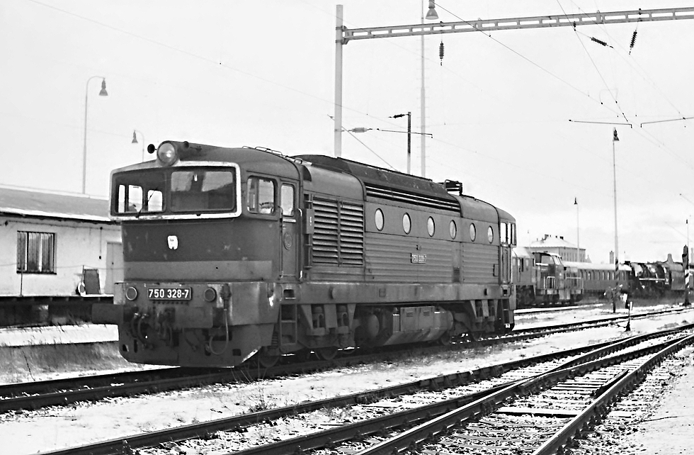 750 328-7