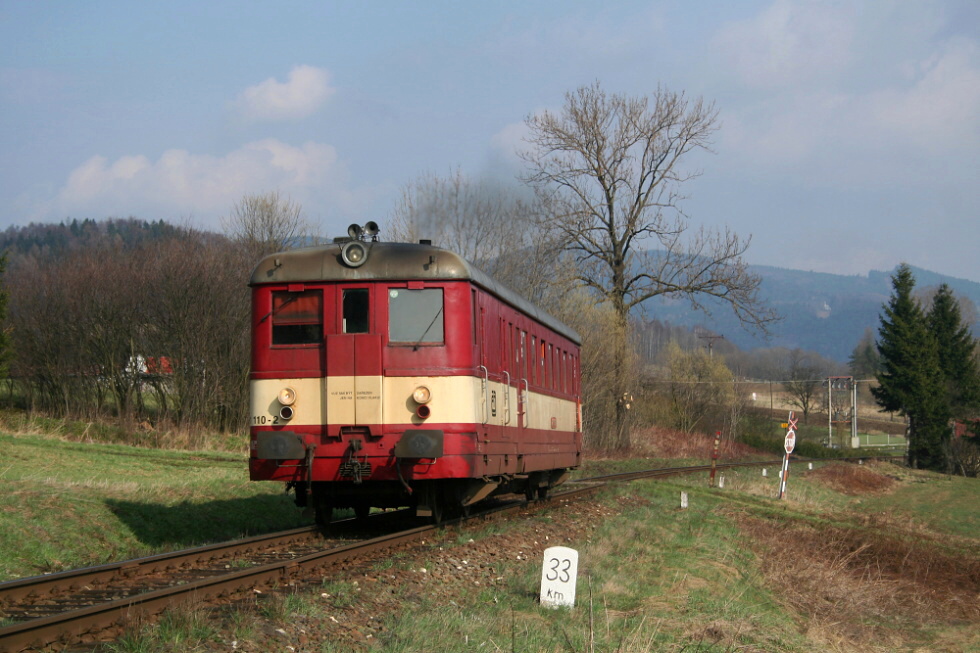 831 110-2