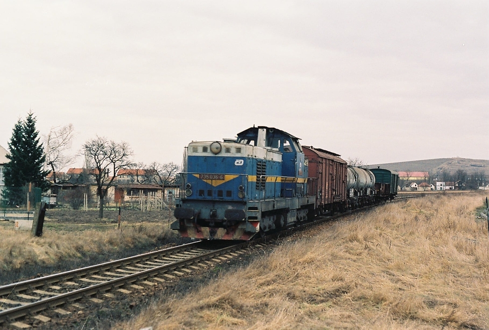735 036-6