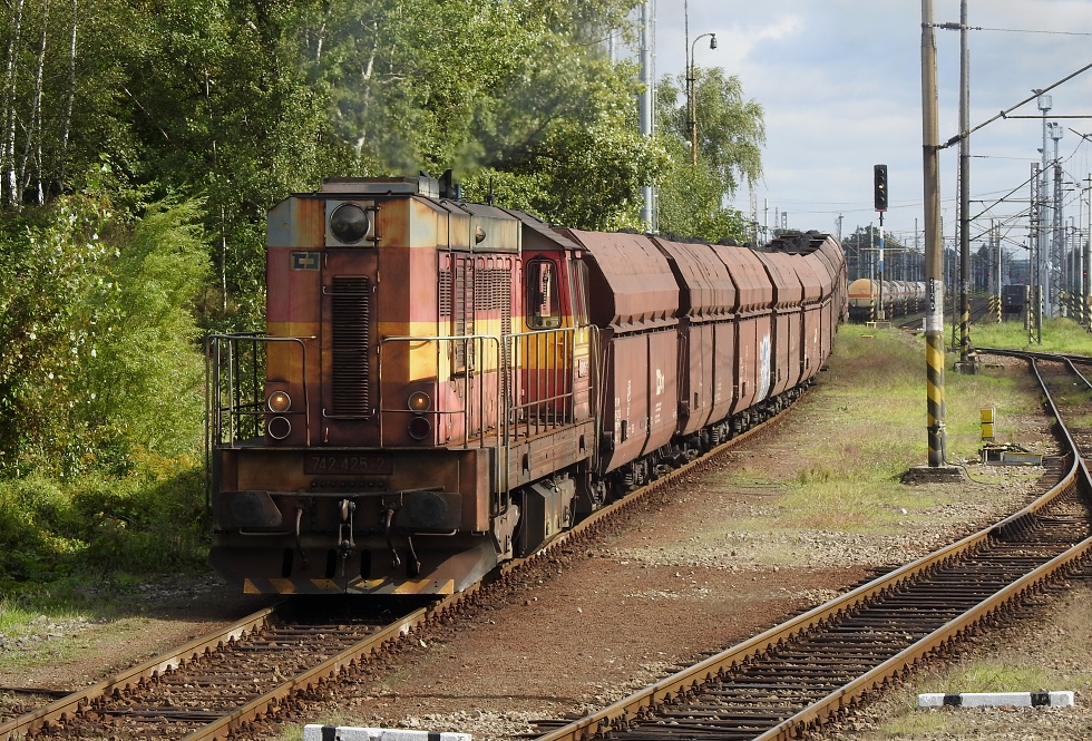 742 425-2