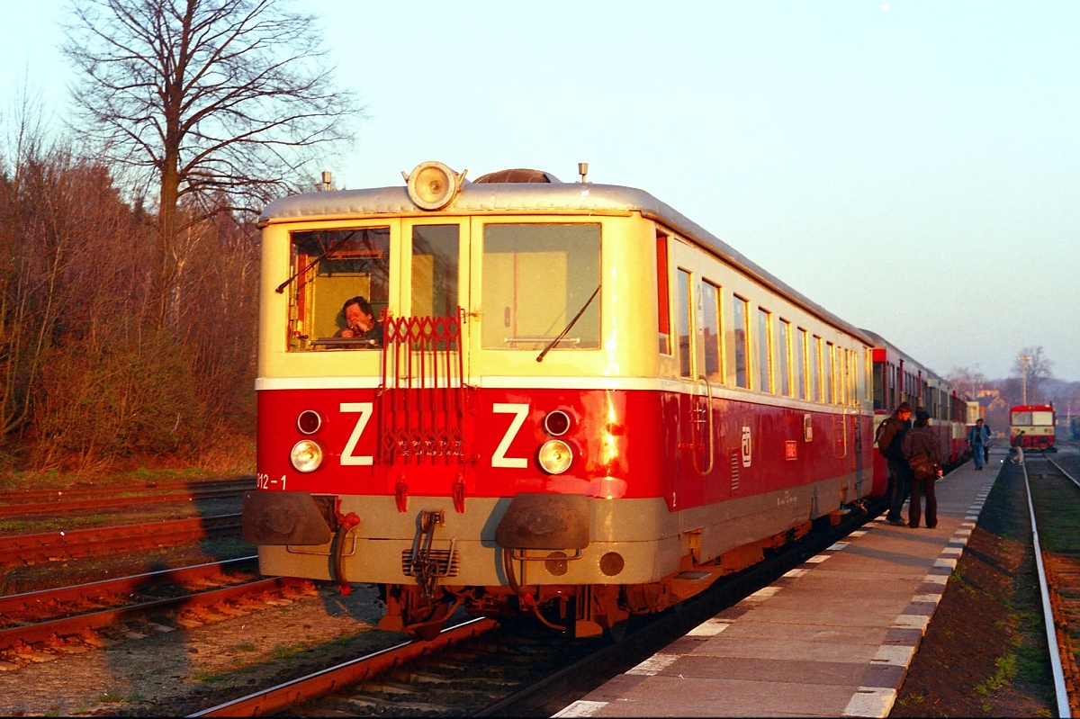 830 012-1