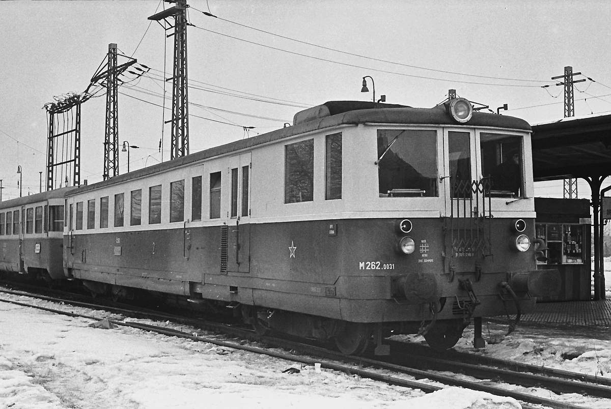 M262.0031
