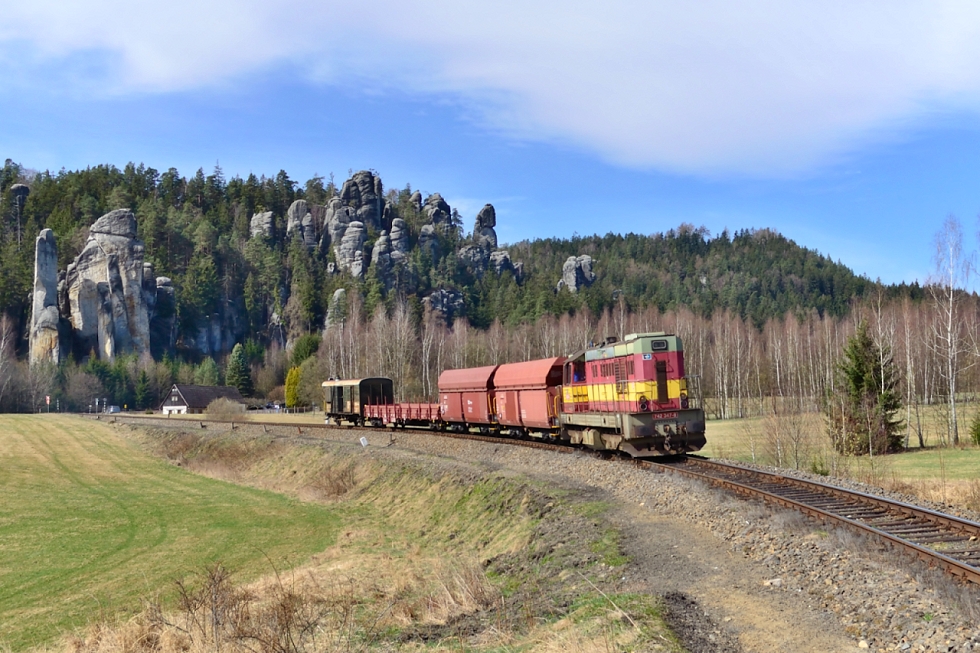 742 347-8