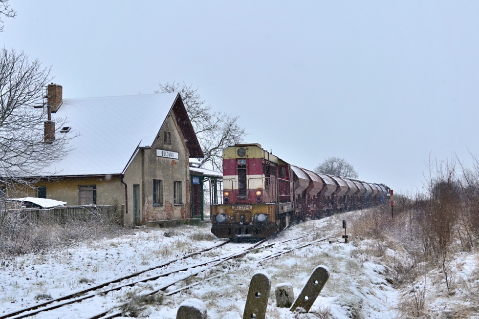742 377-5